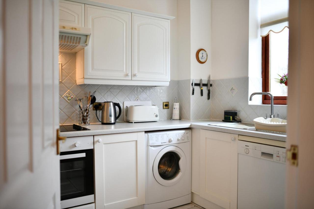 Dunvegan Apartment Troon Bagian luar foto